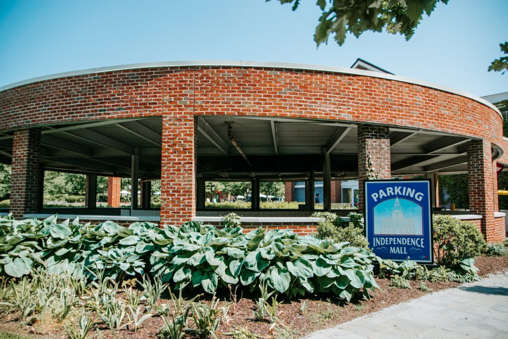 Exterior image of Family Courthouse Garage